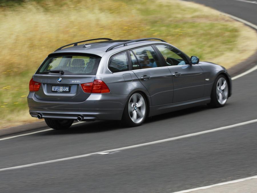  BMW 335i Touring 2008 года  (AU) (фото 4 из 16)